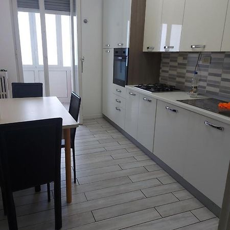 Appartamento In Pieno Centro Pescara Exterior photo